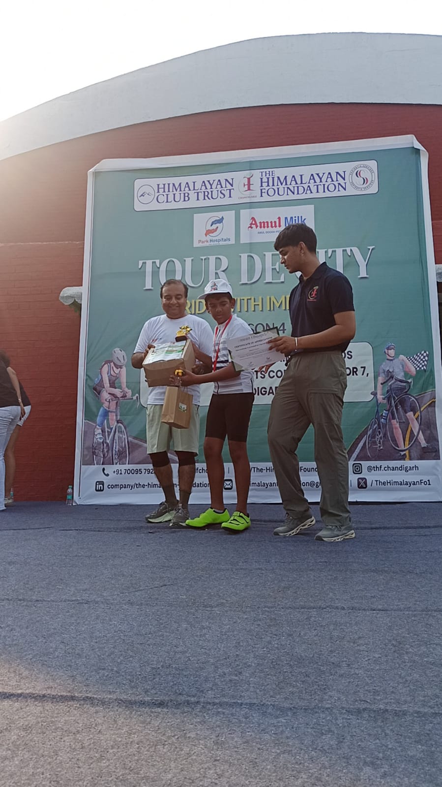 TOUR DE CITY